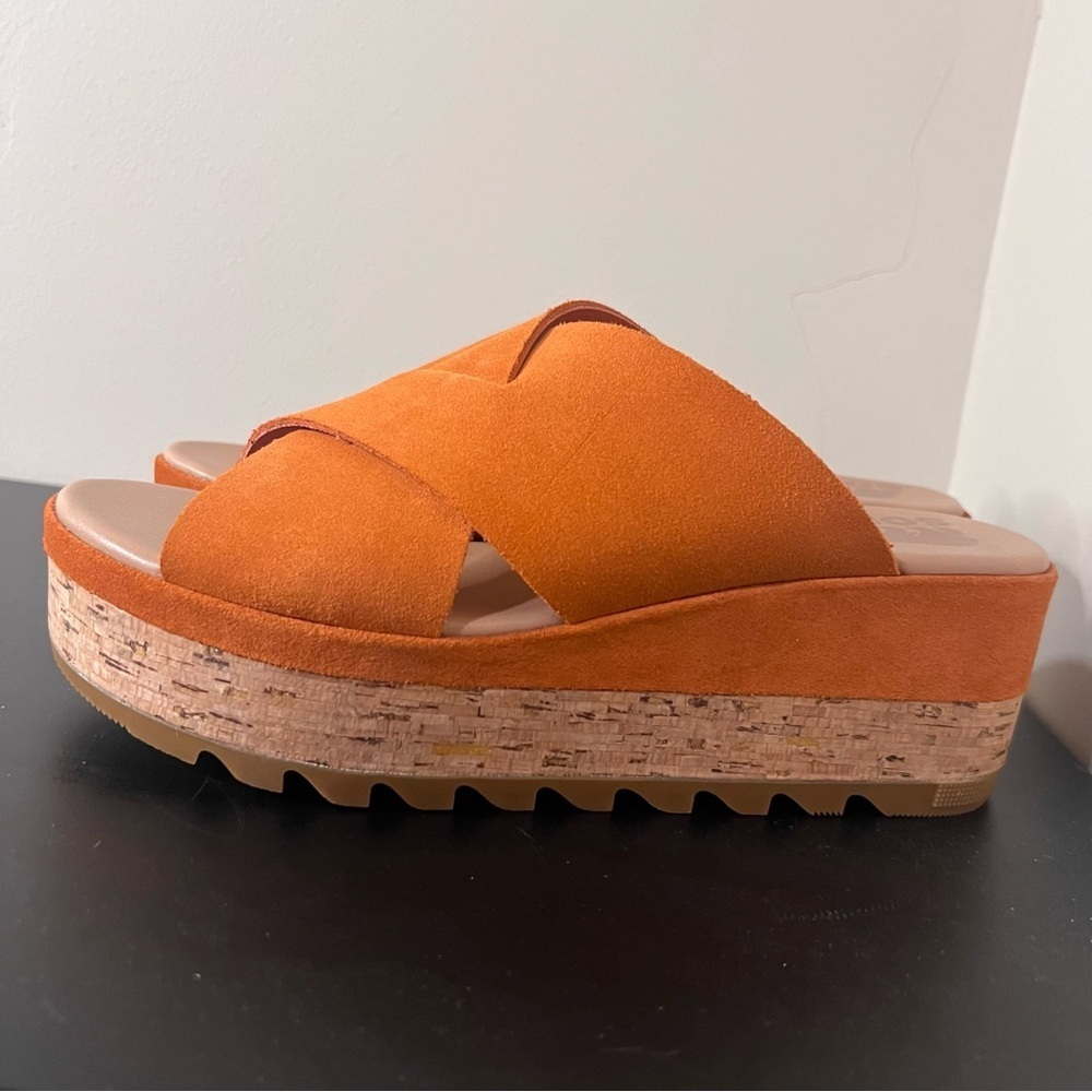 Sorel Cameron Desert Sun/Gum Women's Suede Flatform Mules - Picture 3 of 8